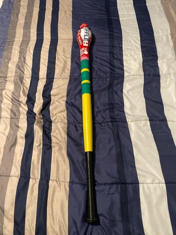Custome Designed Wiffle Ball Bats w/ ball