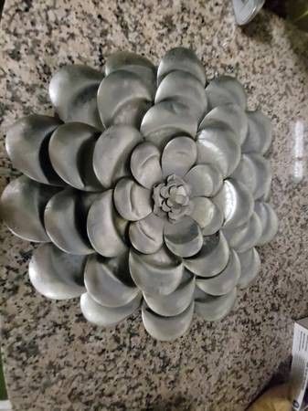 Silver metal rose wall decor great shape pet free smoke free kid free home paid $69