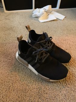 Size 9 1/2 adidas nmds