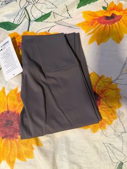 Gray High-Waist Yoga Leggings with Pocket
