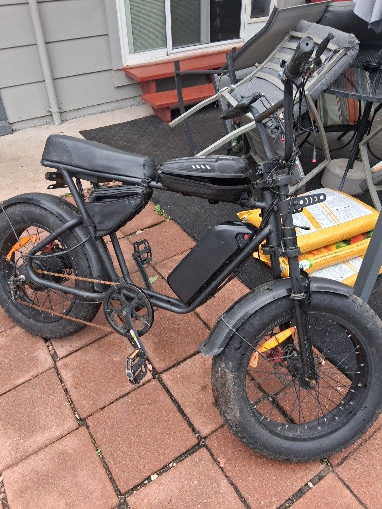 Emoko C91 E BIKE for Sale - 500 Cash/CashApp