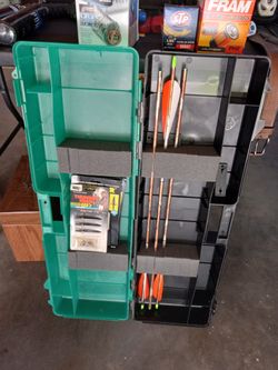 Arrow Box With Accessories 