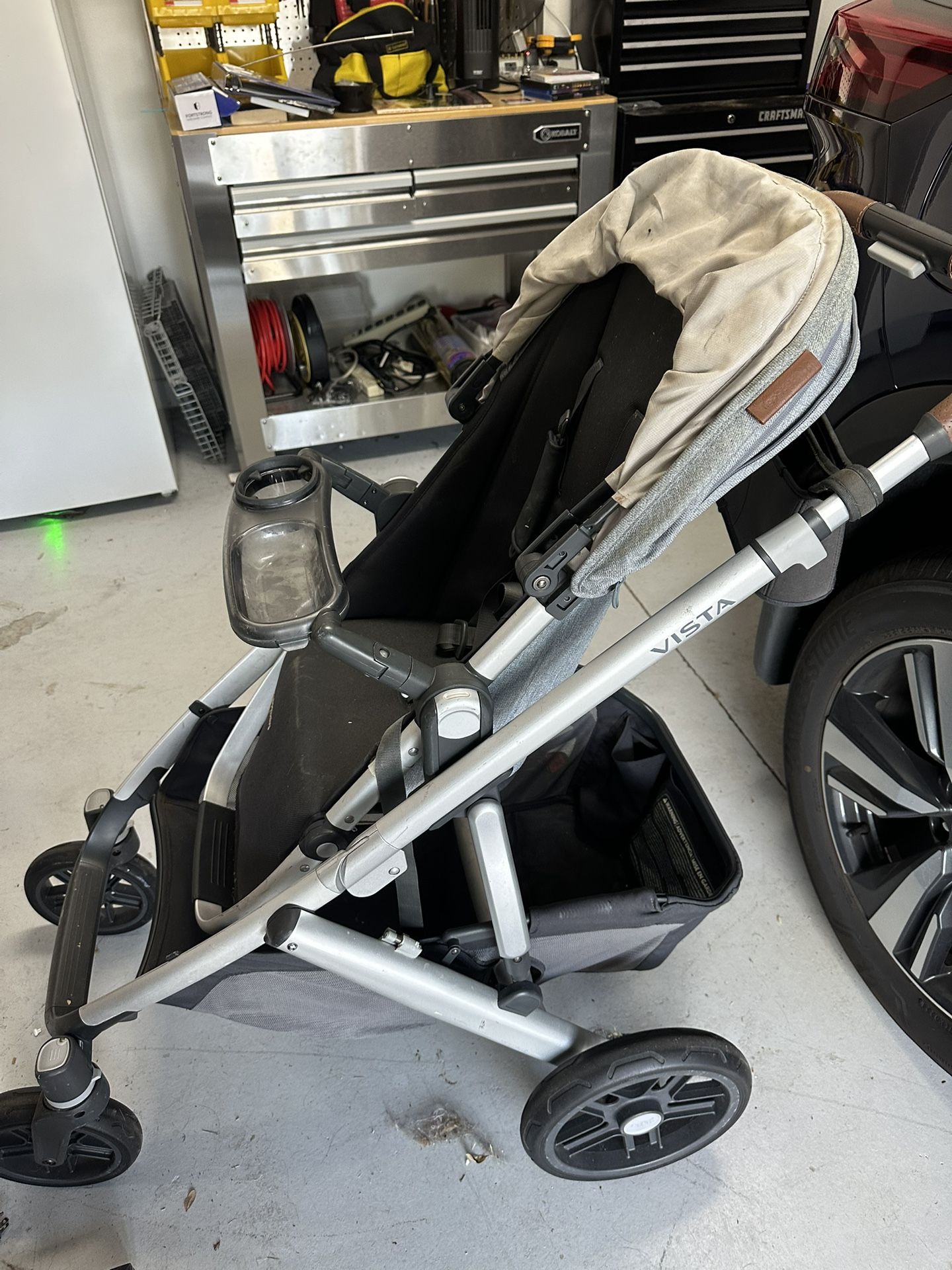Uppababy Vista V3 running stroller
