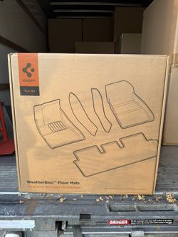Spigen WeatherBloc Floor Mats – Tesla Model 3