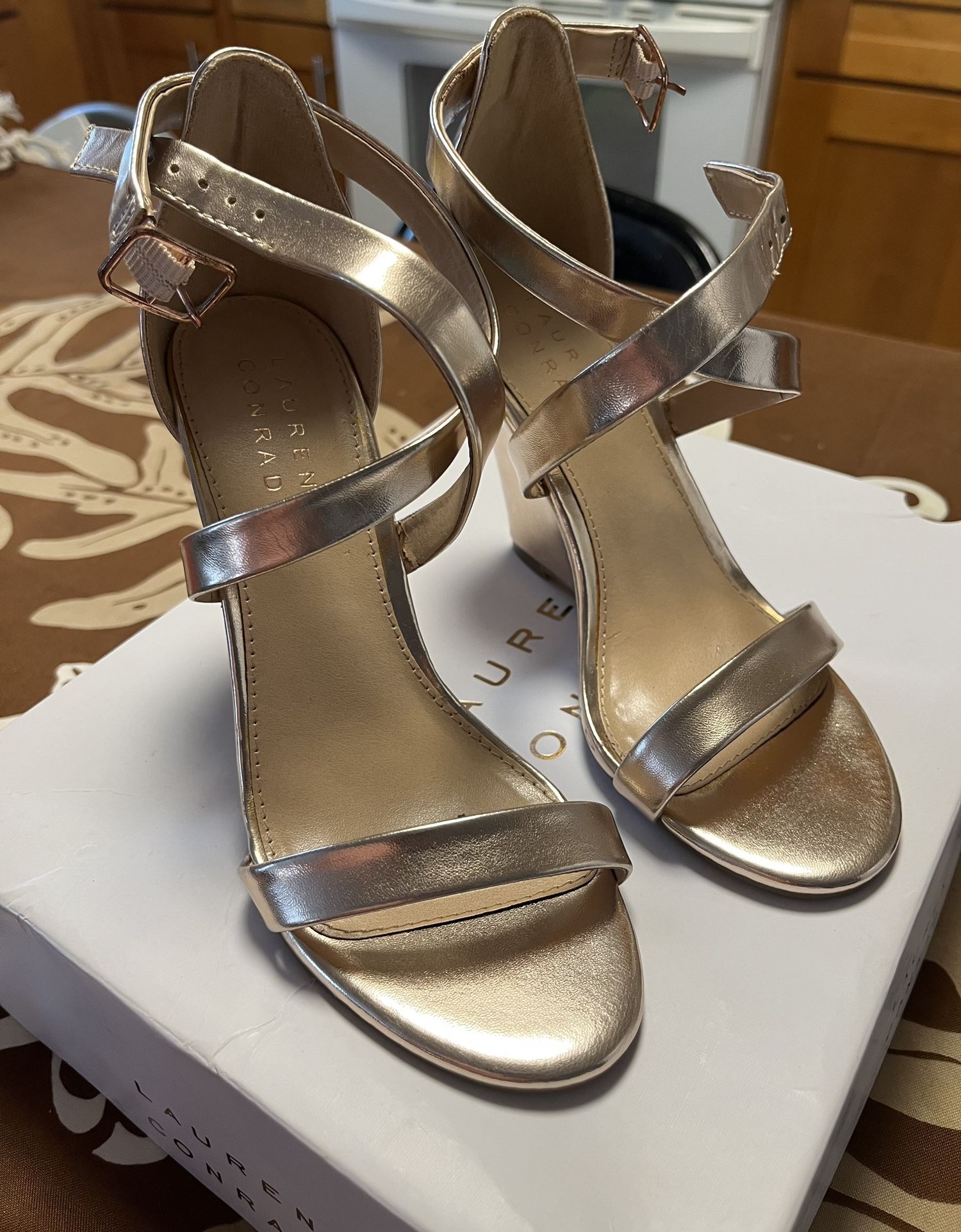 LC Lauren Conrad Heels