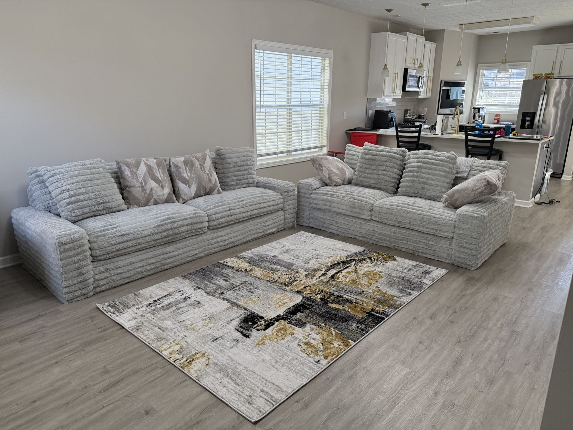 Modern Sofa, Love Seat & Rug Set