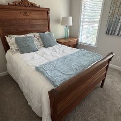 Antique Full Size Bedroom w/ Mattress And Box Springs