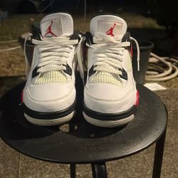 Jordan 4