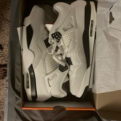 Jordan 4s Flight Club