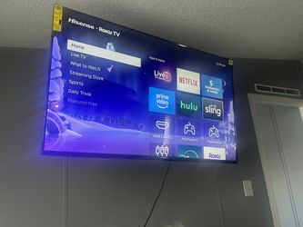 60” Roku TV comes with Full Swivel TV Mount