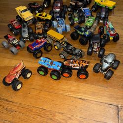 Monster Trucks 22 1/64 5 1/43 Scale 