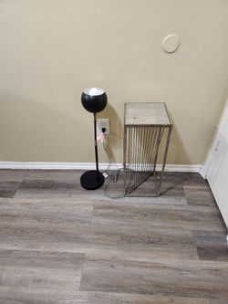 Nightstand with lamp – used condition