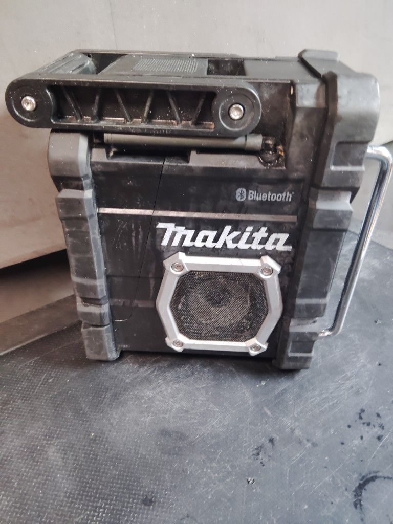 Makita Jobsite Radio
