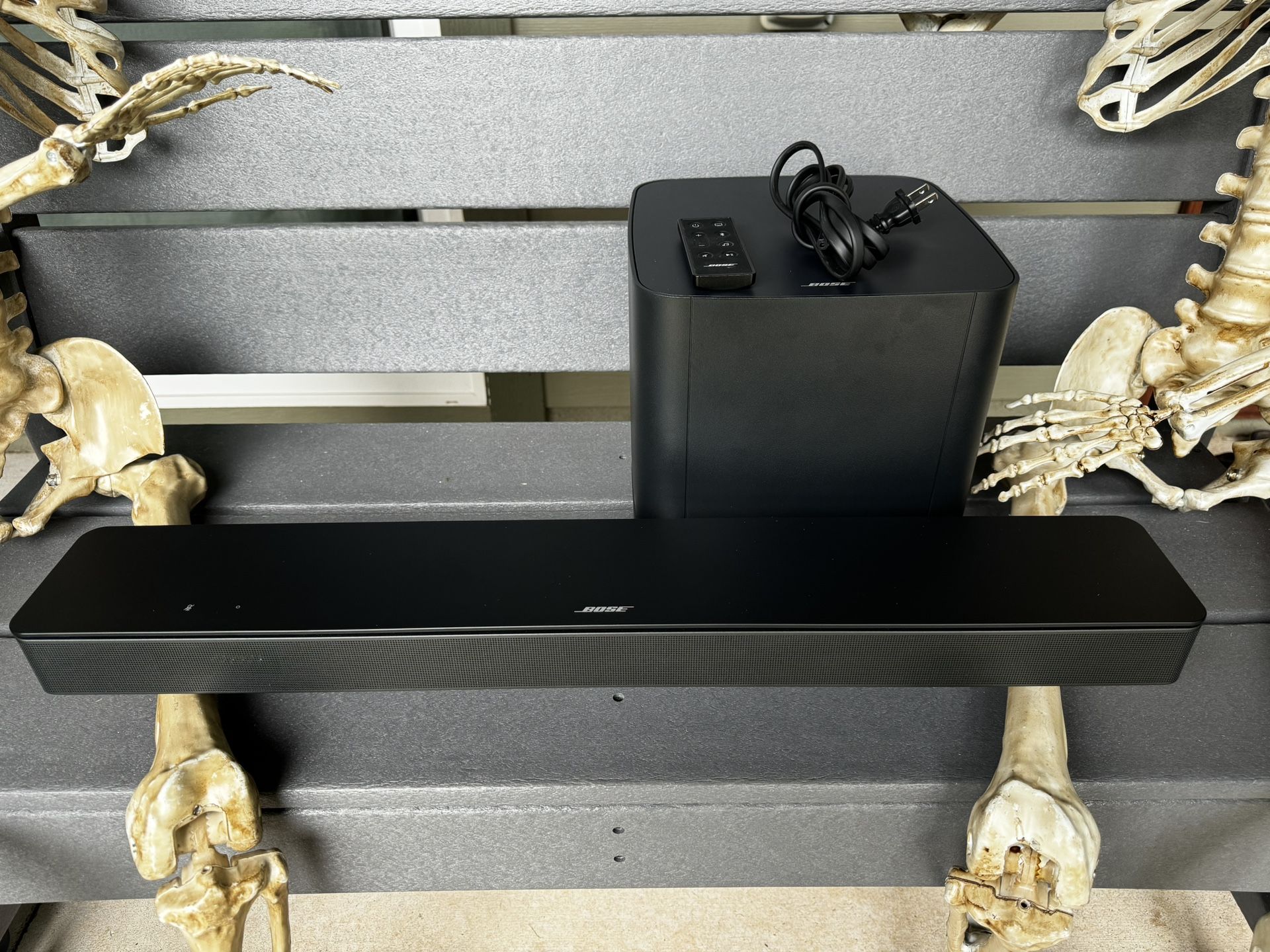 Bose Soundbar & Subwoofer