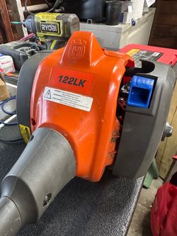 Husqvarna 122LK weed eater