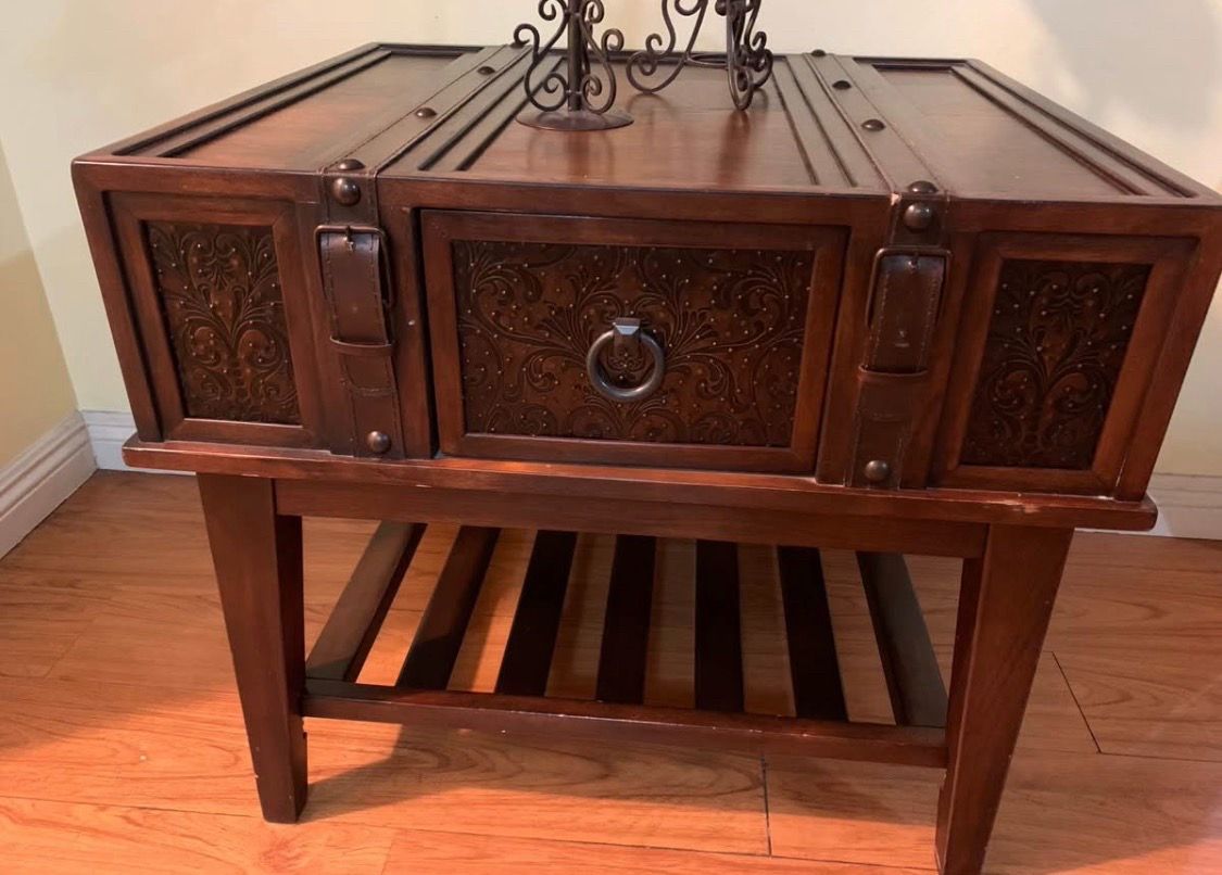 Ashley McKenna Furniture End Table Dark Brown