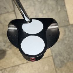 Mint Odyssey 2 ball putter with New Super Stroke Style Grip, weight kit with tool, screws, weights and head cover 