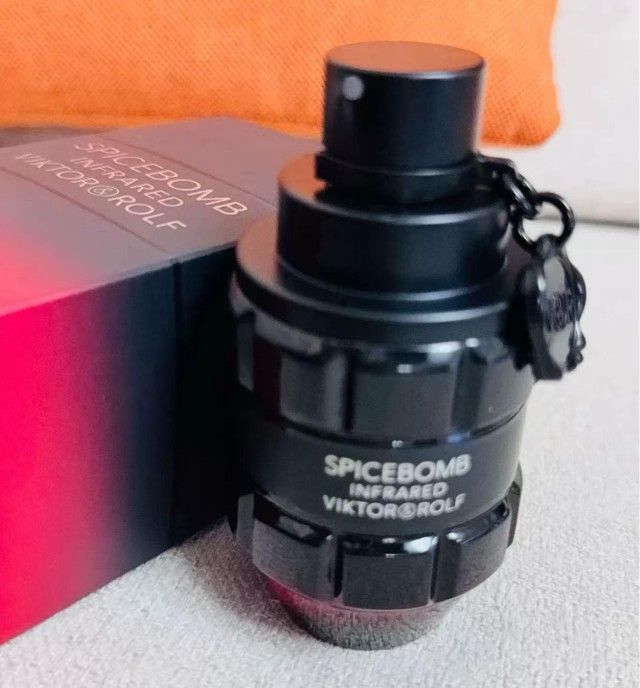 Viktor&Rolf Spicebomb infrared perfume