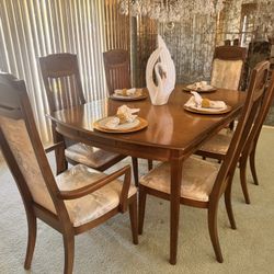 Antique Walnut Dining Room Table And Chairs 