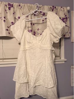 David’s Bridal - Deep V-Neck Eyelet Lace Tiered Short Dress - Size 1X