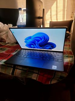 Dell XPS: 1000GB-1TB, Core i7, TypeC, Windows11 V-25H2. MS-office.