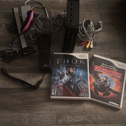 Nintendo Wii black console with cables 2 games random 1 controller 