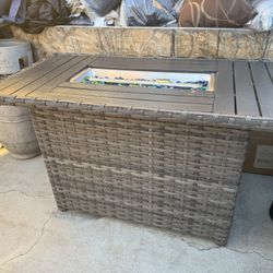 Outdoor Fire Pit 44” Fire Pit Table 