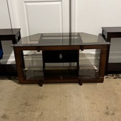 TV table and 2 coffee table