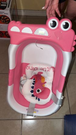 Infant bath tub
