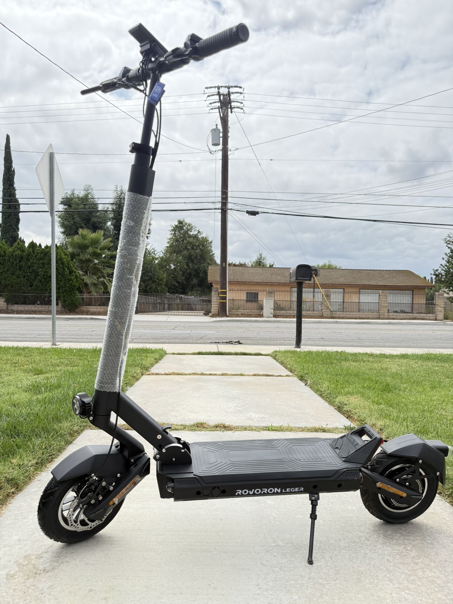 Electric scooter