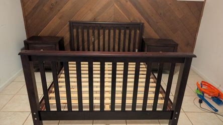 Wooden set bedroom