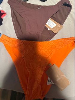 Berlock swim bottoms