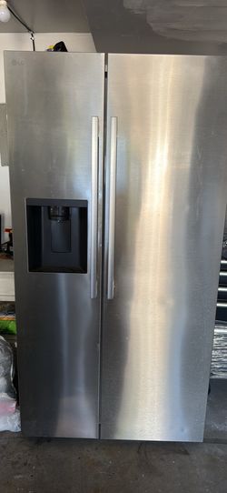 Lg side by side
