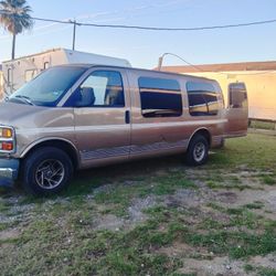 1999 Chevrolet Express