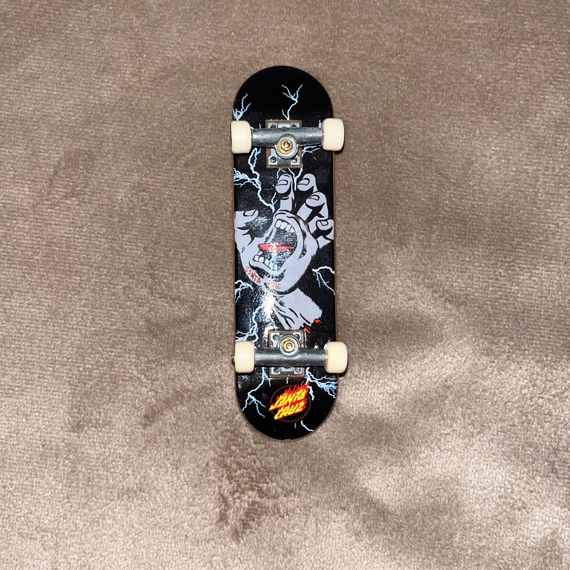 Tech Deck Santa Cruz Finger Skate Board