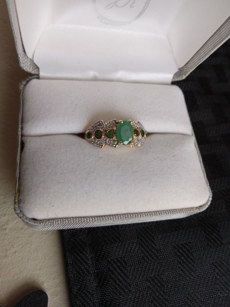 Size 9 1/2 Natural Diamond Ring 