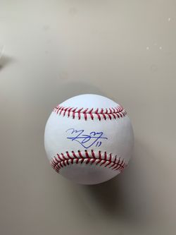 Manny Machado Autograph baseball