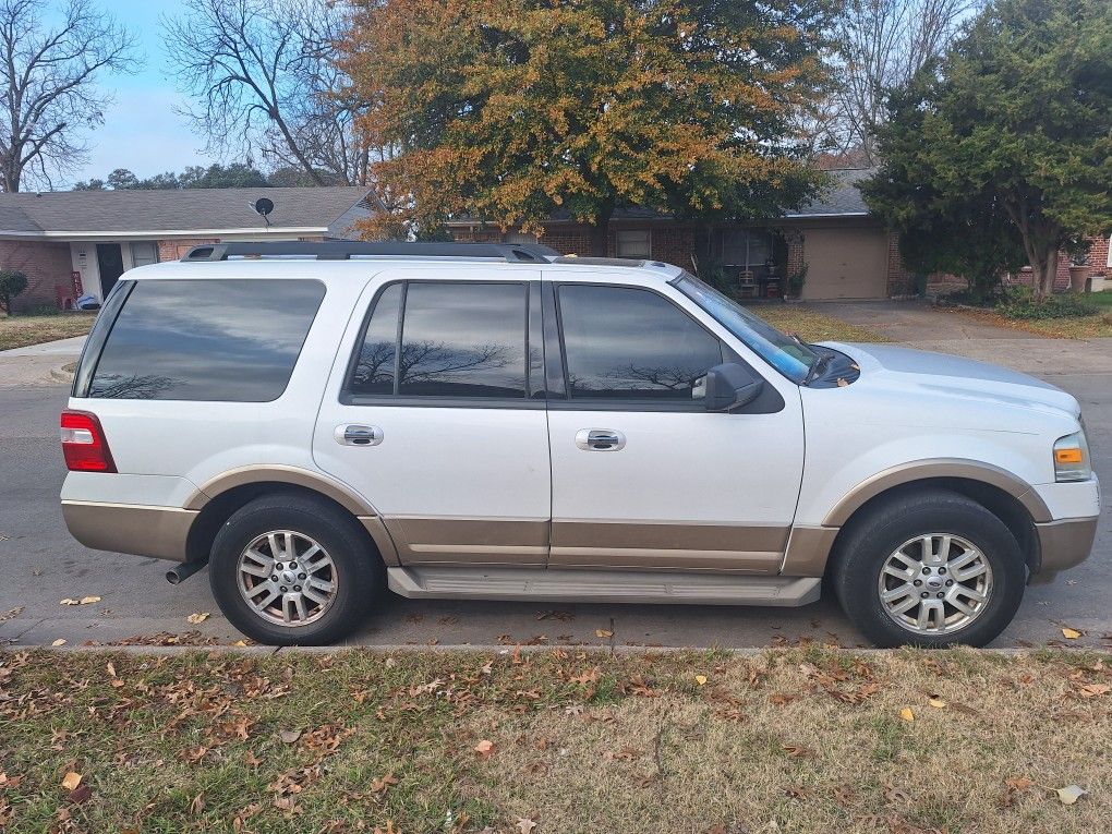 2013 Ford Expedition