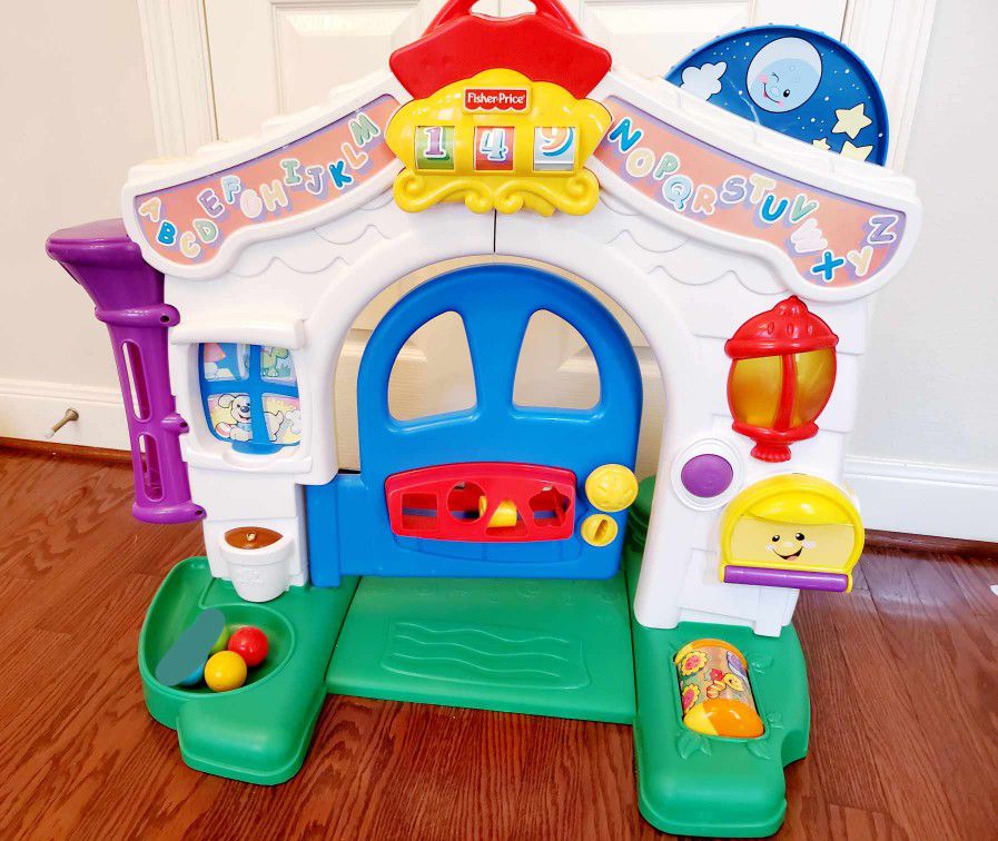 VERY BIG ACTIVITY TOY HOUSE-2 SIDES
