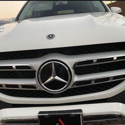 Mersedes GLS 450 , 2020 Grill. 