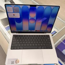 MacBook Pro m5 512gb 16ram 14”