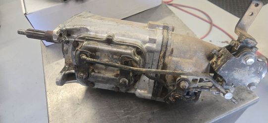 Muncie M21 close ratio with Hurst shift kit