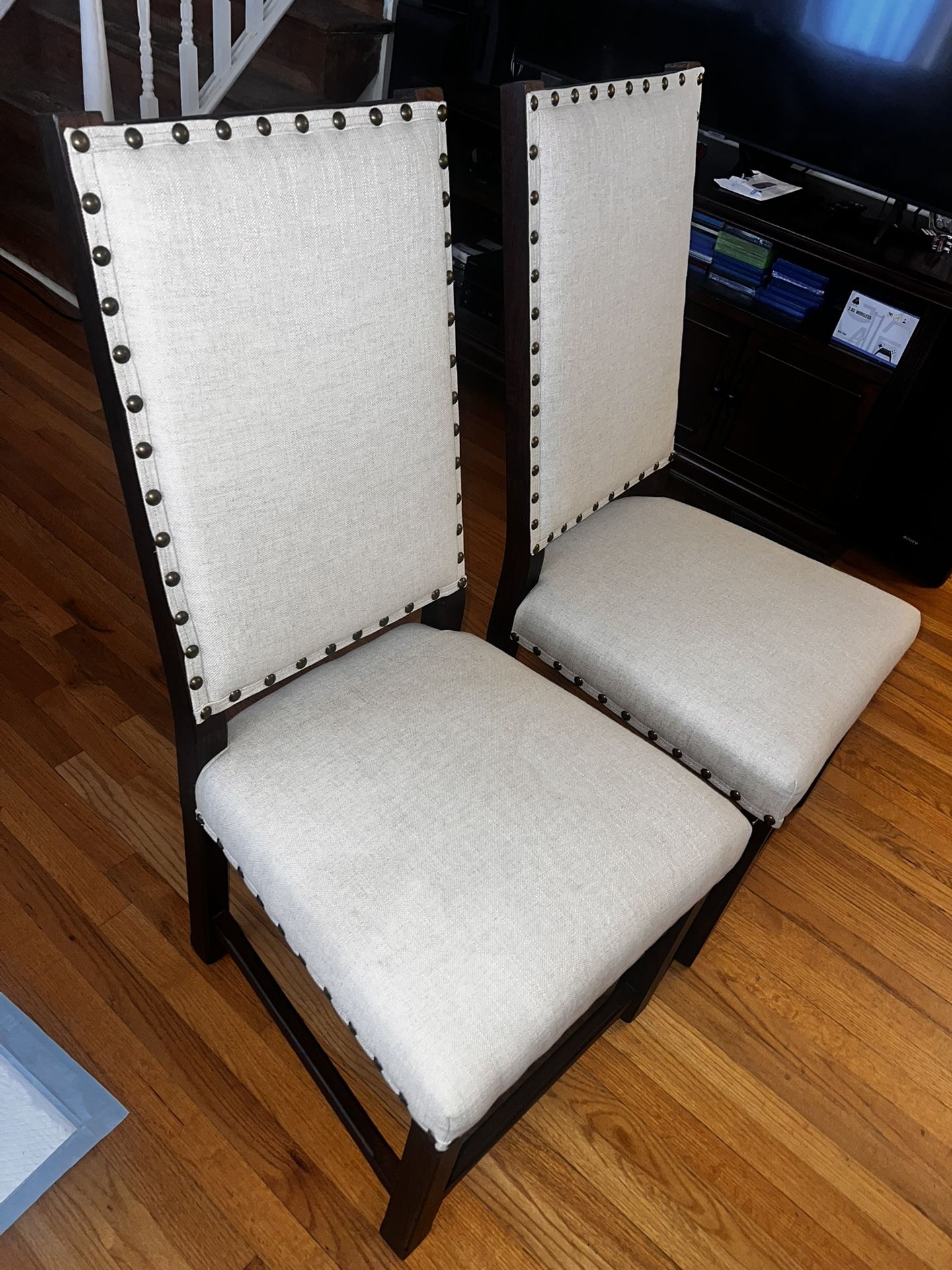 Light Beige Chair Silla Color Crema Claro