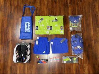 Brand new 2026 World Cup Volunteer full set for sell