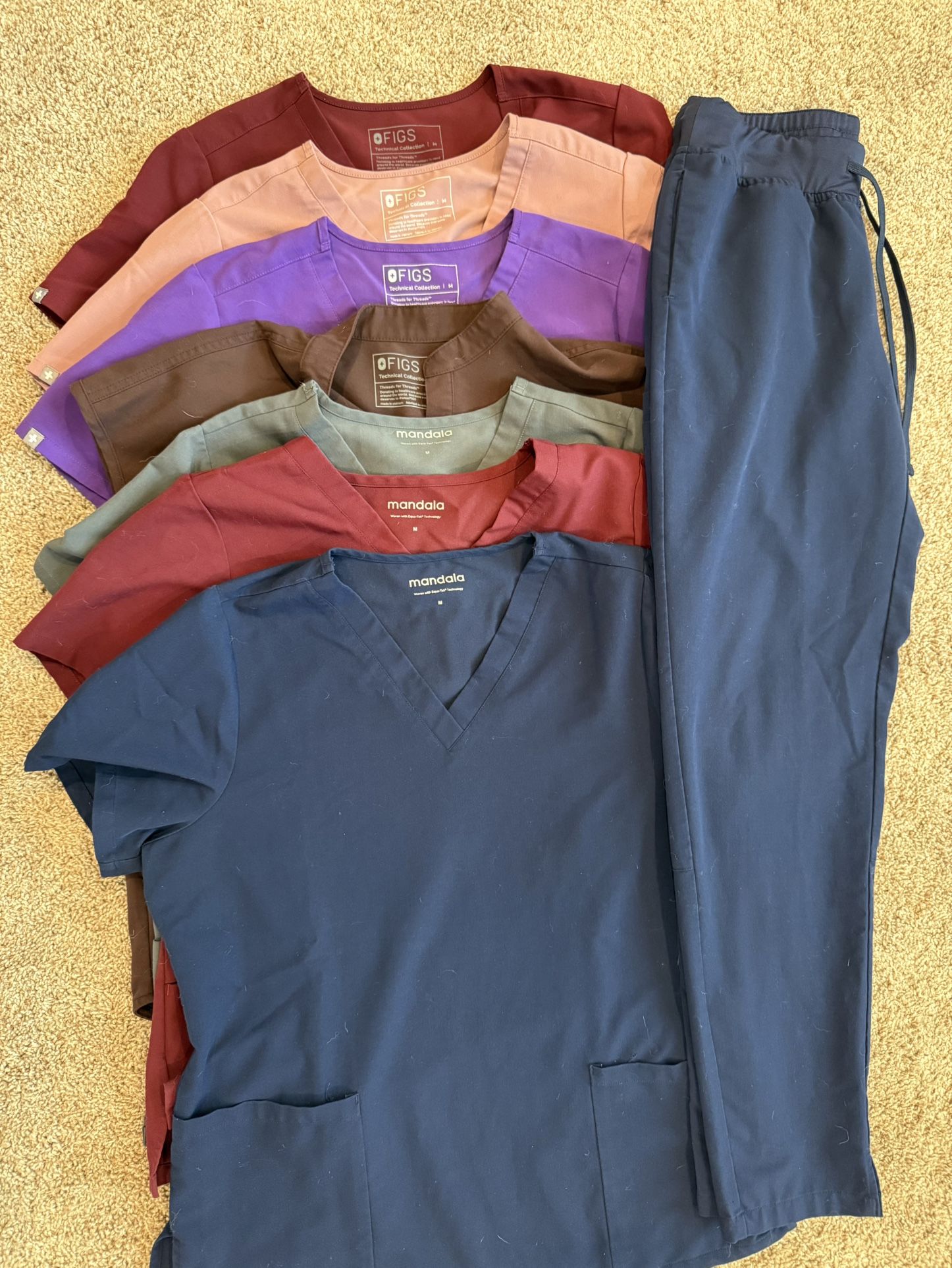 Scrub Lot: 7 Tops, 1 Pair of Pants (FIGS & Mandala)