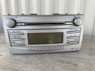 2010 2011 Toyota Camry MP3 CD Radio Receiver Face ID 11846 OEM 86120-06480