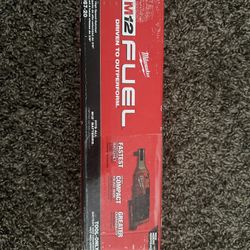 Milwaukee Fuel 3/8 Ratchet 