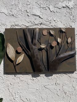 Large Metal Tree & Leaf Wall Art – Decorative Wall Sculpture