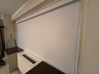 New! Motorized Levolor blackout shade (needs motor)