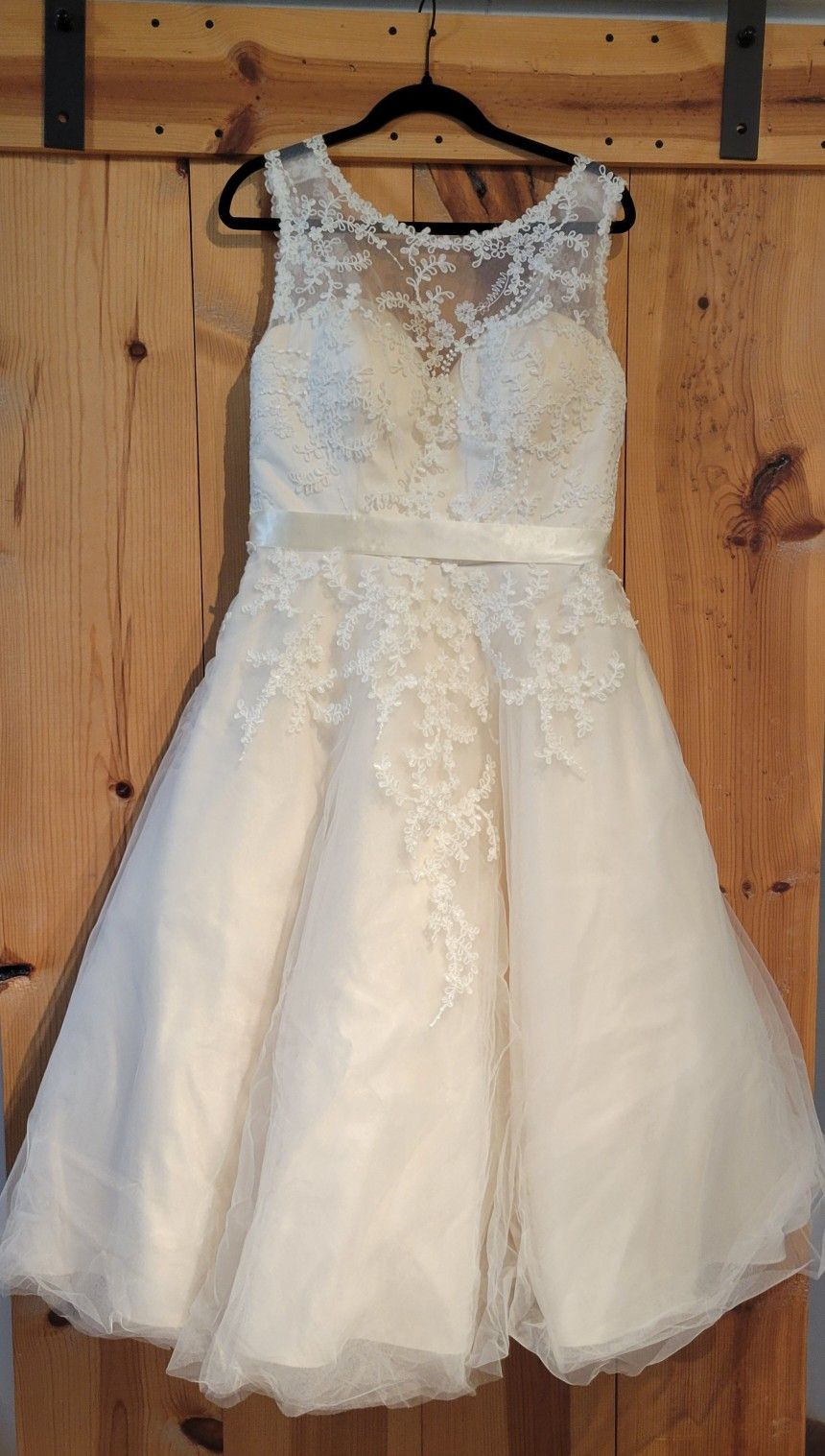 Wedding Dress - Tea Length - Size 16 - Excellent Condition
